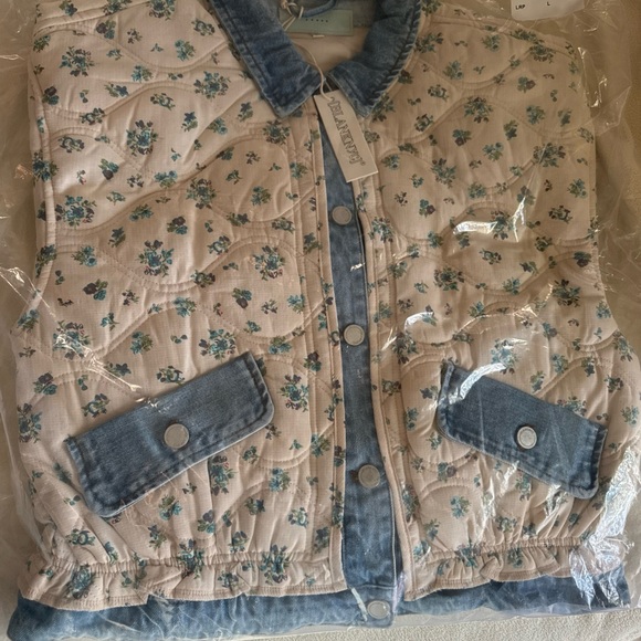 Anthropologie Blue and Cream Floral Jean Jacket l new Cottagecore cream denim - Picture 7 of 7